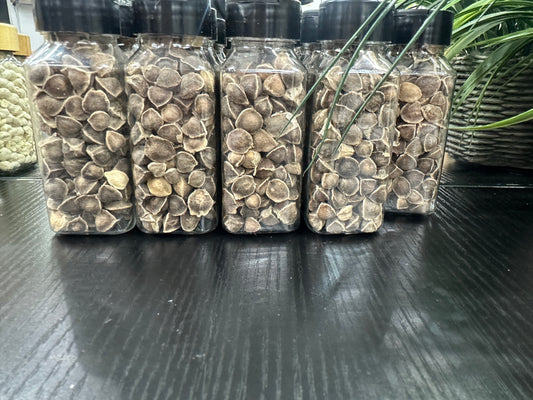 Green Essence Moringa Seeds